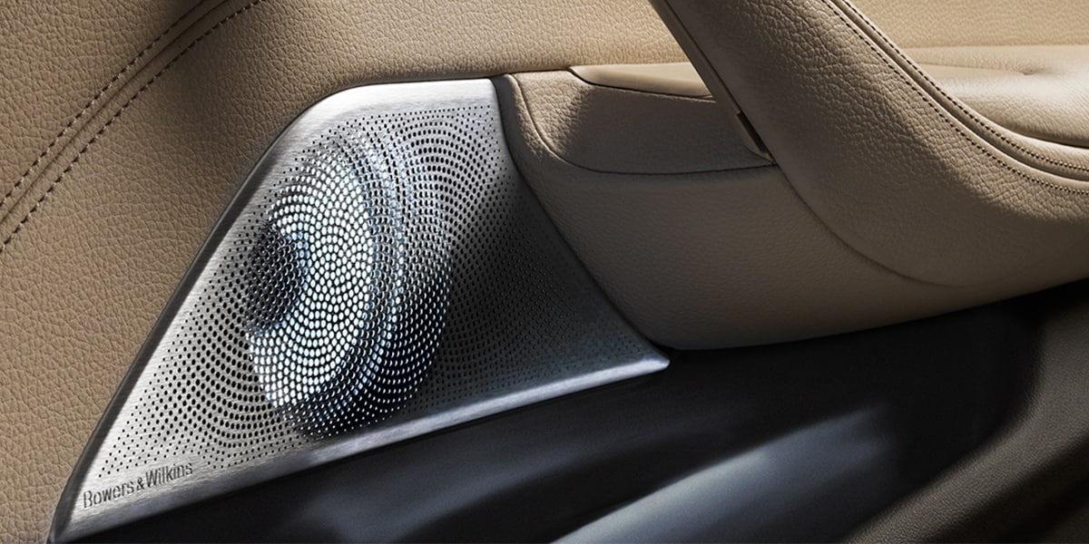 Charlotte Bronte Resoneer Misschien Soundcheck: The best songs to test car speakers | BMW.com