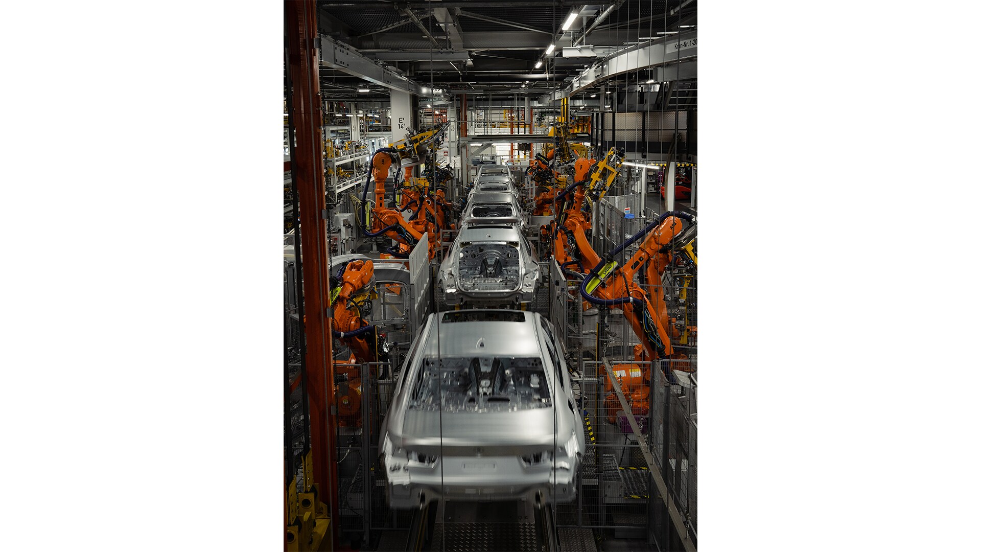 The fascination of production: At the BMW Group plant in Munich, 980 vehicles are produced each day. However, to produce the greenest car, a rethink is needed.