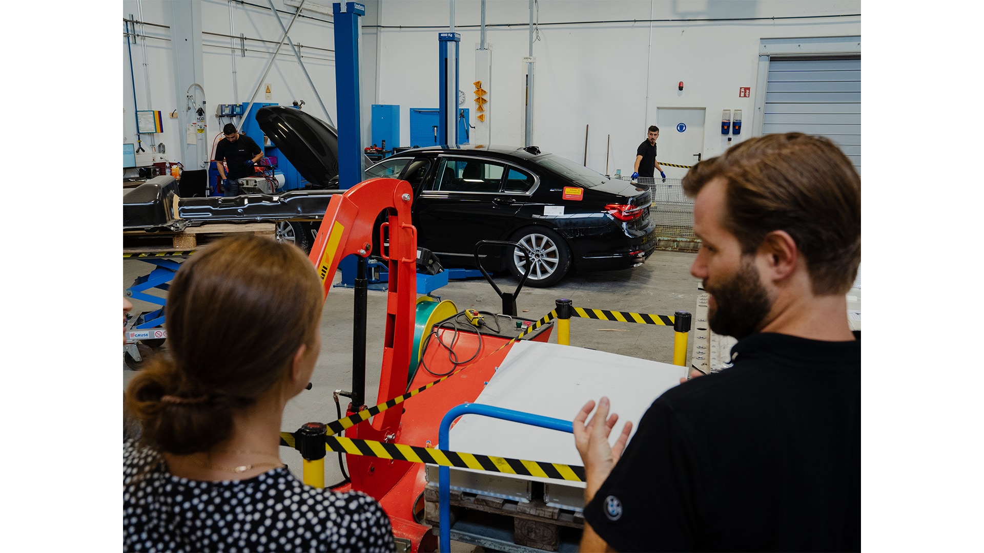 This is where the magic of recycling happens! Led by Alexander Schüll, up to 10,000 vehicles are dismantled year on year at the BMW Group Recycling and Dismantling Centre in Unterschleißheim. These are mainly prototypes and experimental vehicles at the end of their lifespan.