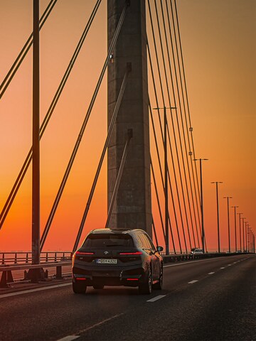 Enjoy nature consciously – sustainable travel in the BMW iX