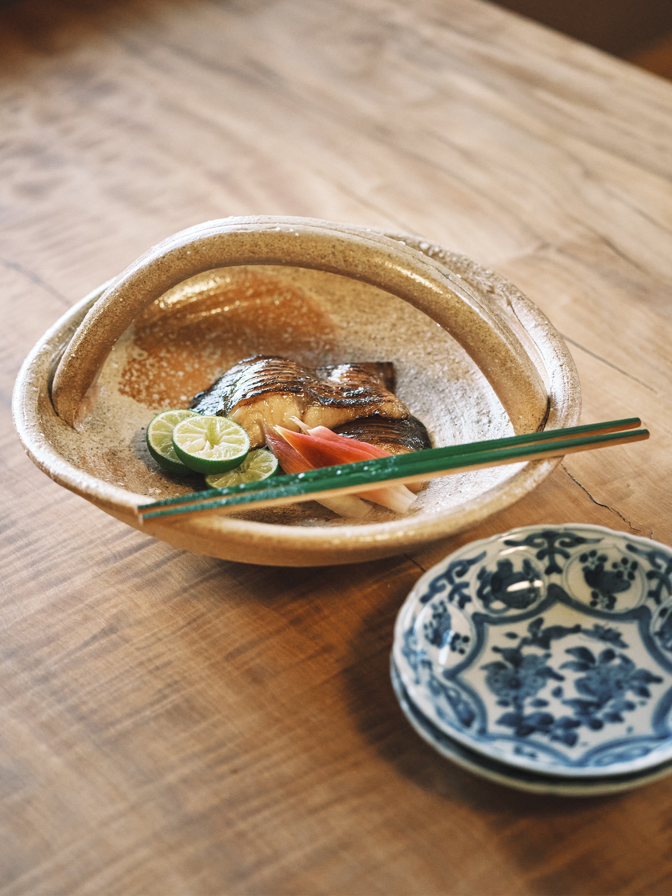 The Kashiwaya restaurant is where precision craftsmanship meets dishes that are in harmony with seasonal ingredients.