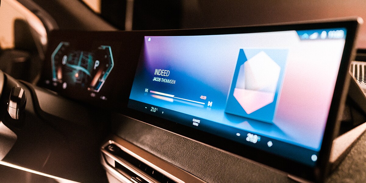 BMW’s new iX A new era of driving experience