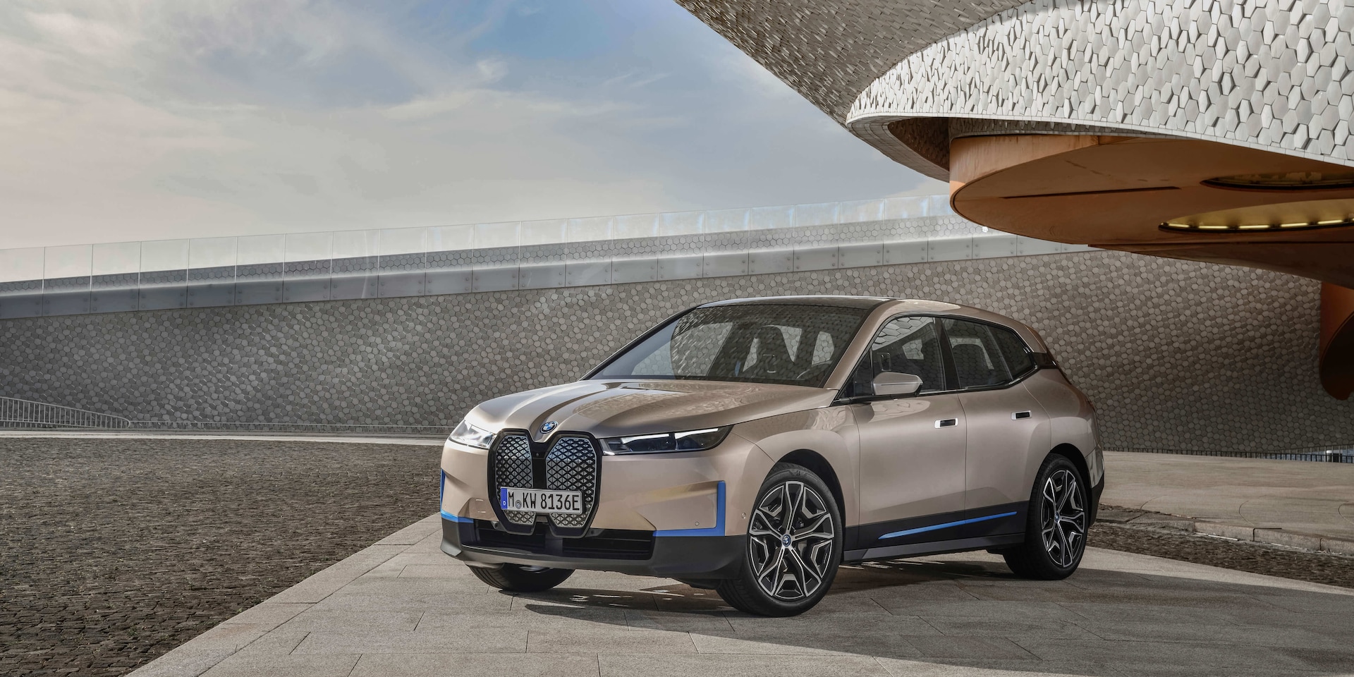 Bmw hotsell ix inext