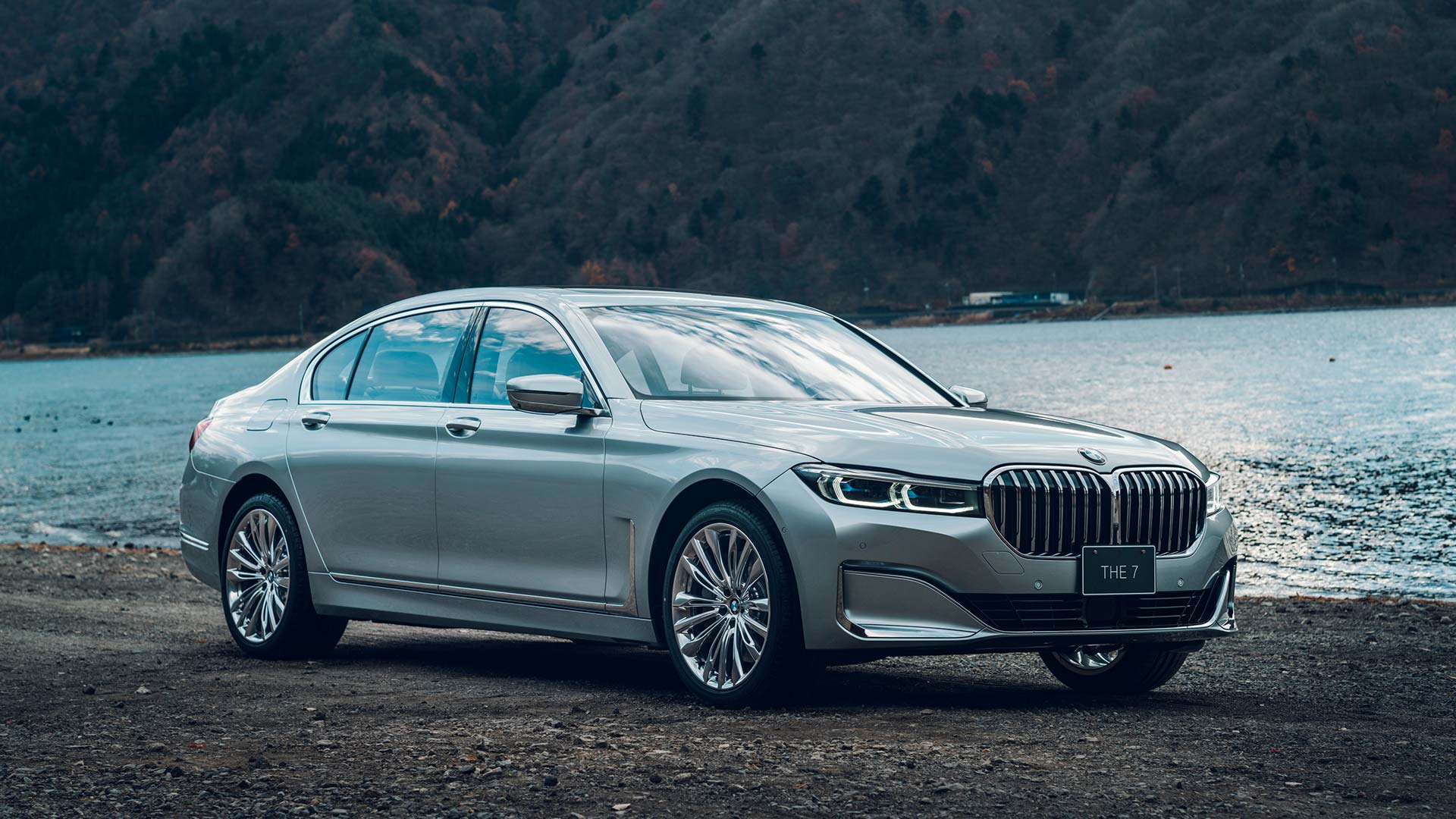 BMW 7シリーズ “Pure Metal Edition”